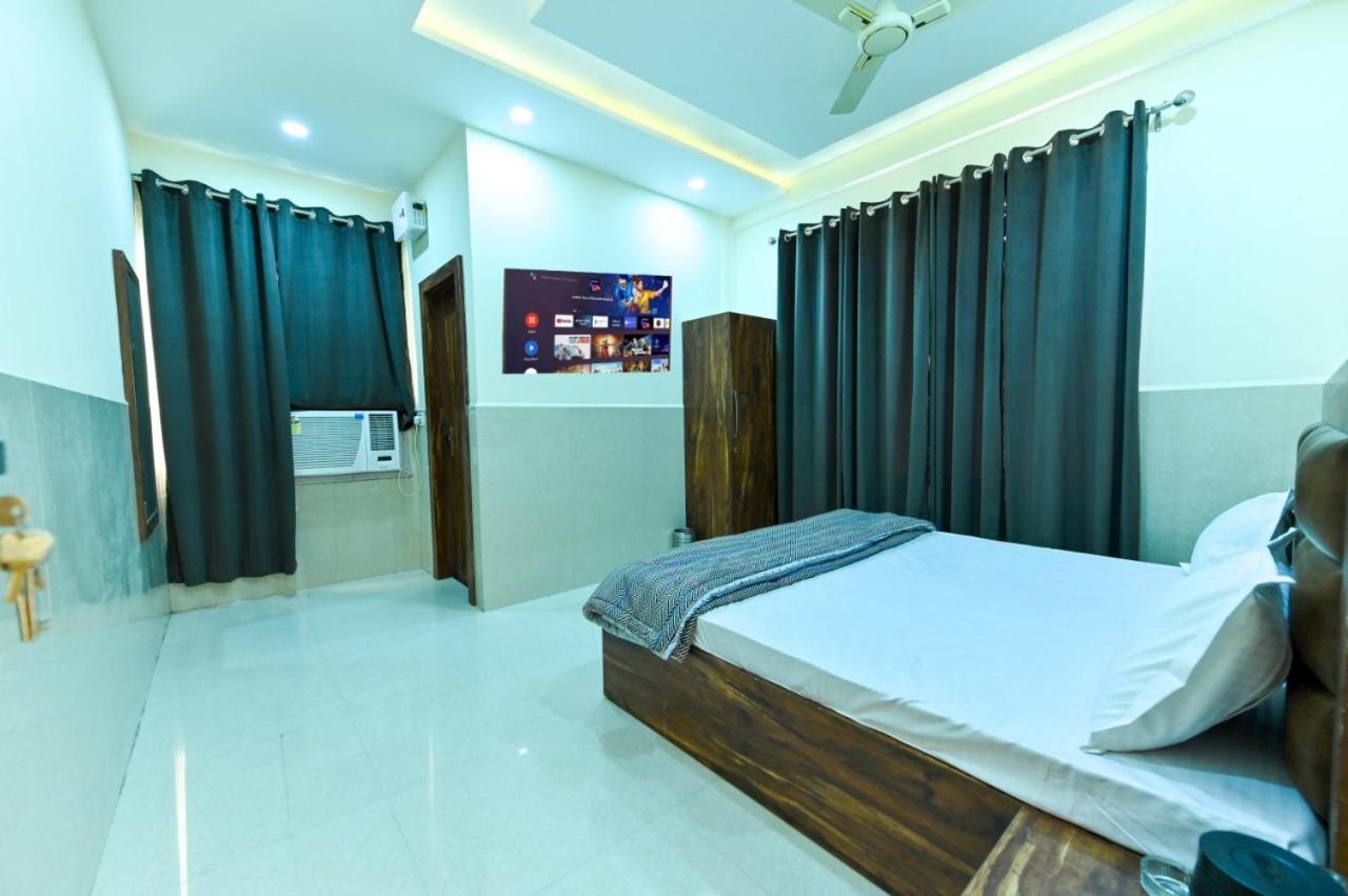 Royal Inn Jammu Exterior photo