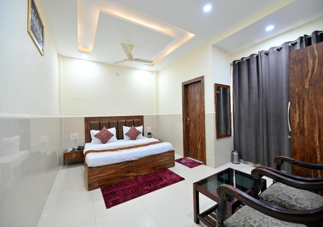 Royal Inn Jammu Exterior photo